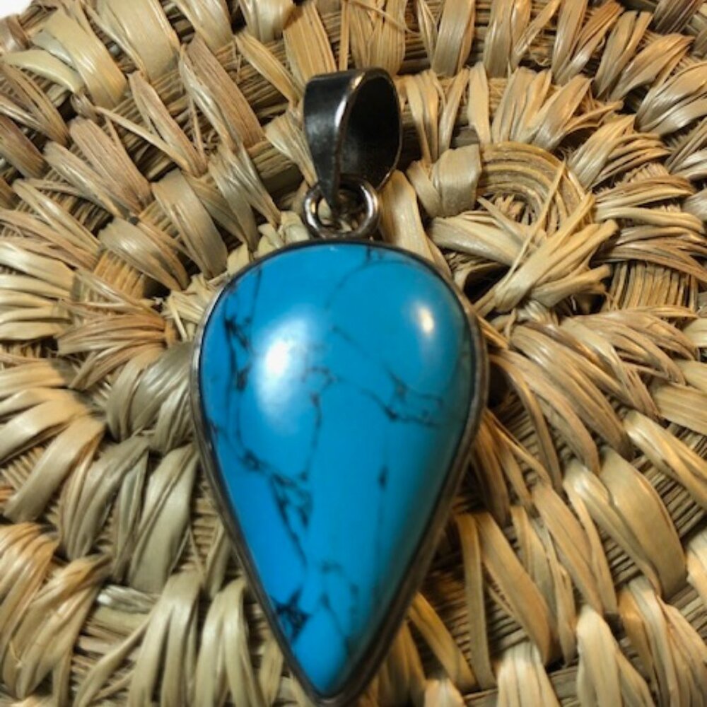 Vintage Mexico Sterling Silver & Howlite Pendant